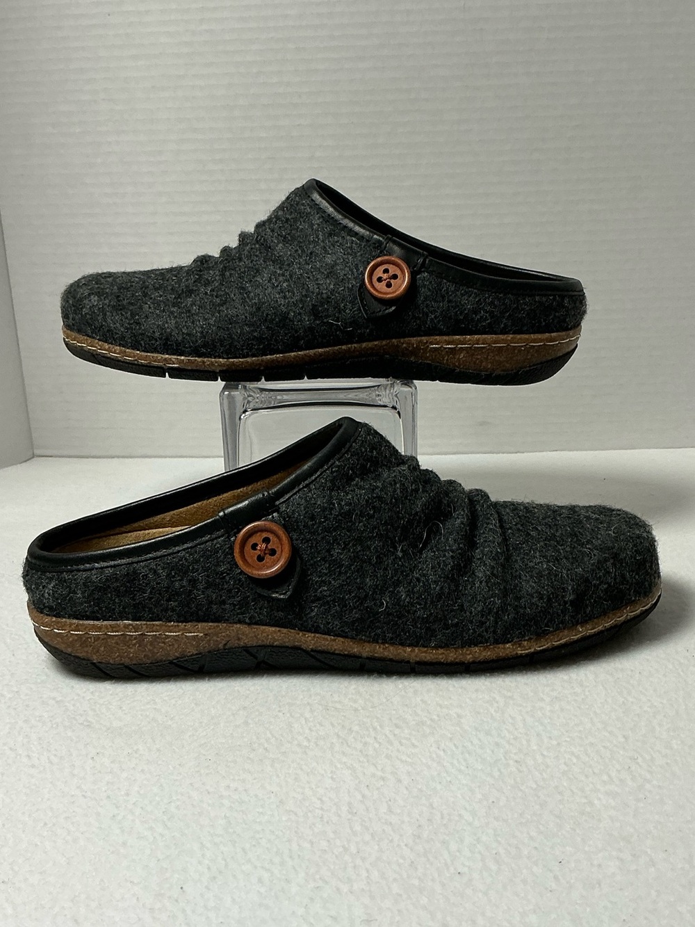 Earth Wool Felt Clogs Women’s 9 Charcoal Gray Comfort Slip On Shoes